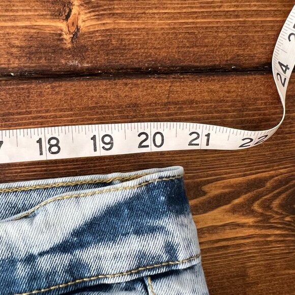 Evolution in Design Jean shorts mens size 40 Acid Wash Distressed cutoff Bermuda - Picture 10 of 12